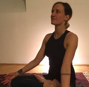 Lisa Schindlauer Trainerin für Yoga bei Coming Hooomm in 1020 Wien-Leopoldstadt