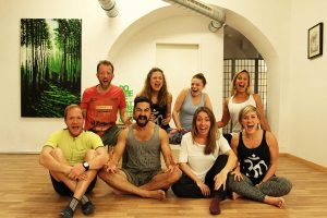 Lerne das Team von Coming Hooomm - dem Studio für Yoga, Pilates und mehr in 1020 Wien-Leopoldstadt - kennen!